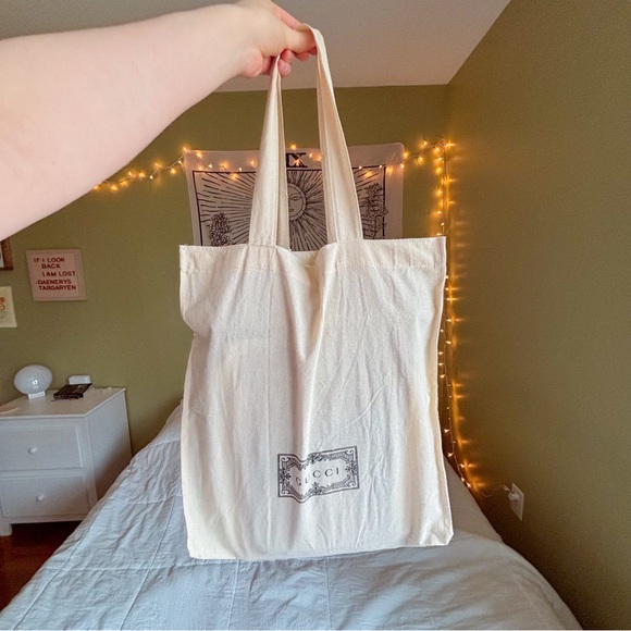 NWOT✨ Gucci Ace Bee Sneakers 🐝 with all Original Packaging ❤️ - Picture 6 of 16